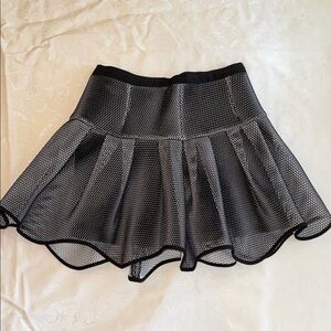 Sachin & Babi Black and White Mesh Perforated Mini Skirt Size 2